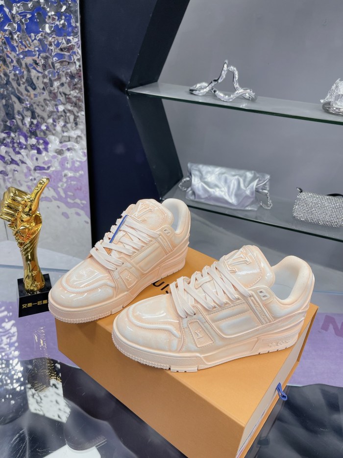 Women L*ouis V*uitton Top Quality Sneaker
