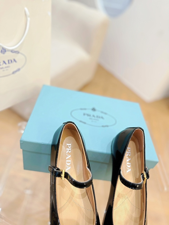 Women P*rada Top Quality Sandals
