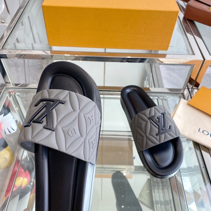 Men  L*ouis V*uitton Top Quality Sandals