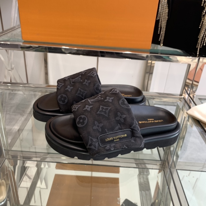 Men  L*ouis V*uitton Top Quality Sandals