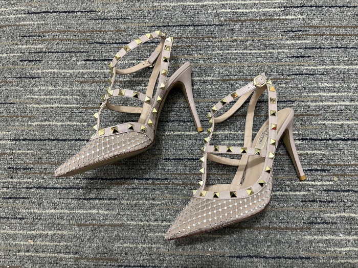 Women V*alentino Top Quality Sandals