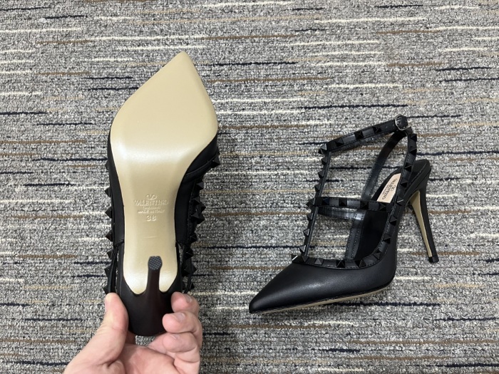 Women V*alentino Top Quality Sandals
