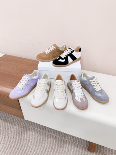 Men  Women Martin Margiela Sneakers