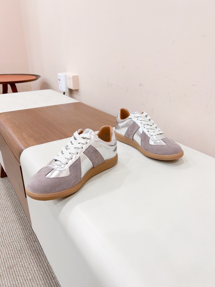 Men  Women Martin Margiela Sneakers