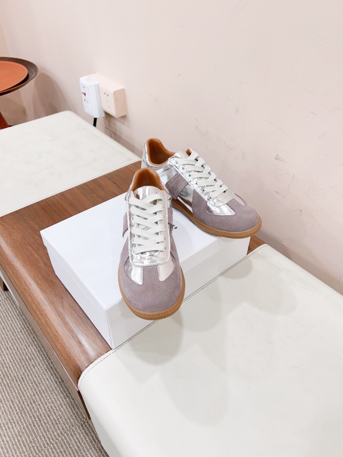 Men  Women Martin Margiela Sneakers