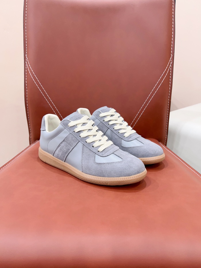 Men  Women Martin Margiela Sneakers