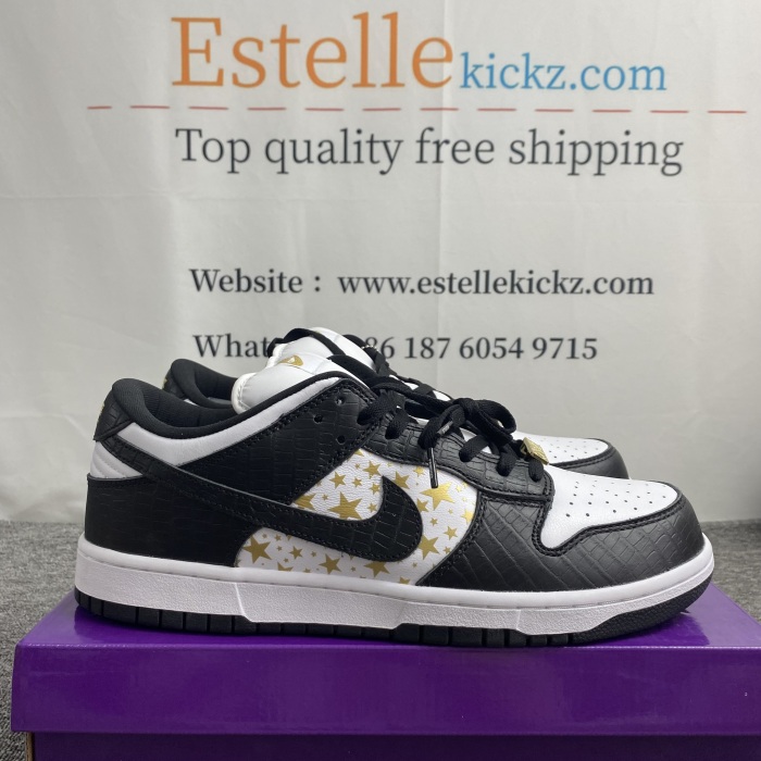 Supreme x Nike SB Dunk Low DH3228-102