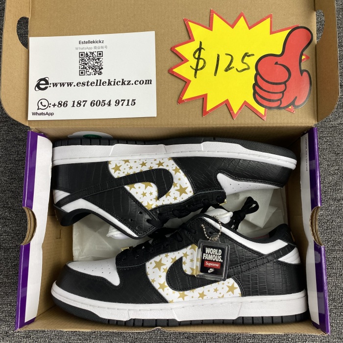Supreme x Nike SB Dunk Low DH3228-102
