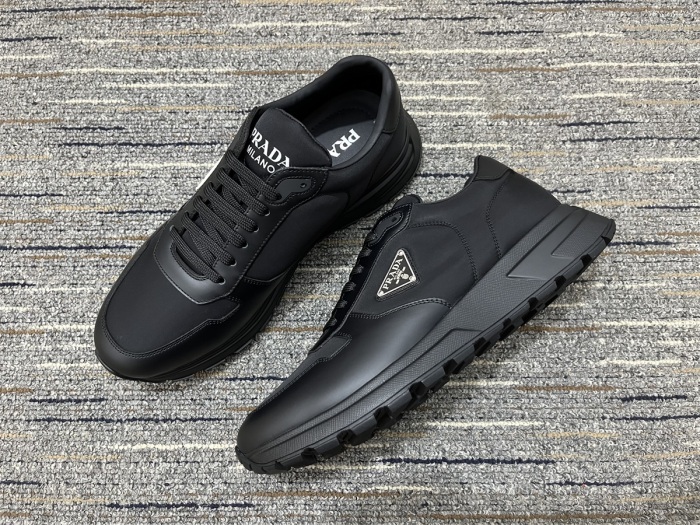 Women  P*rada Top Quality Sneakers