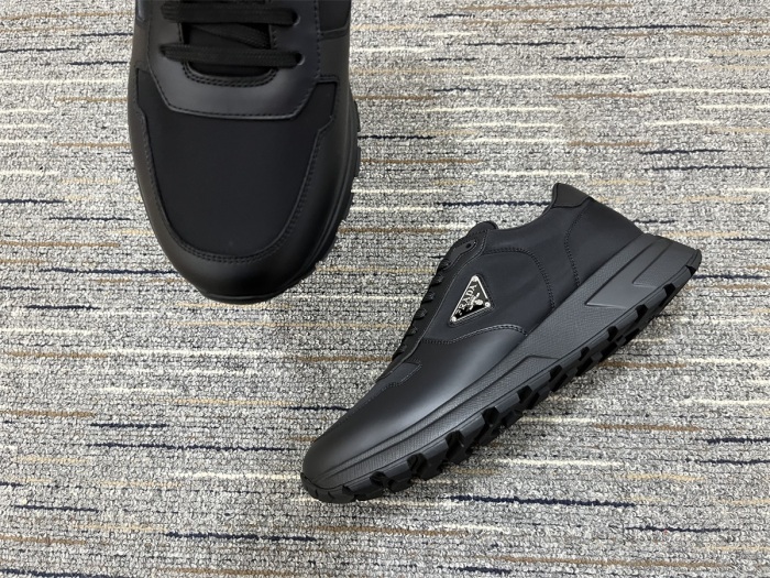 Women  P*rada Top Quality Sneakers