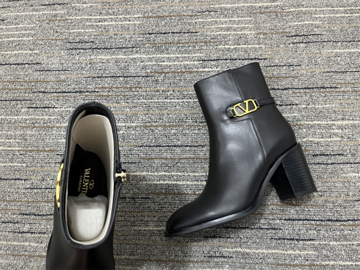 Women V*alentino Top Quality Boots