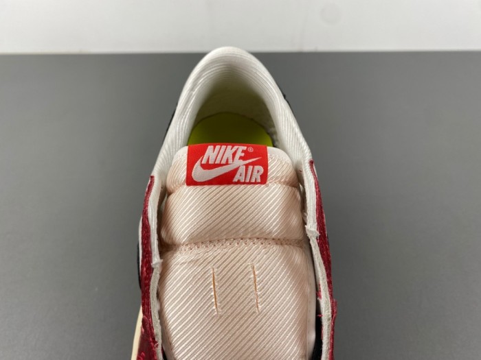 T*rophy R*oom x A*ir Jor*dan 1 Low OG “Home”  FN0432-100