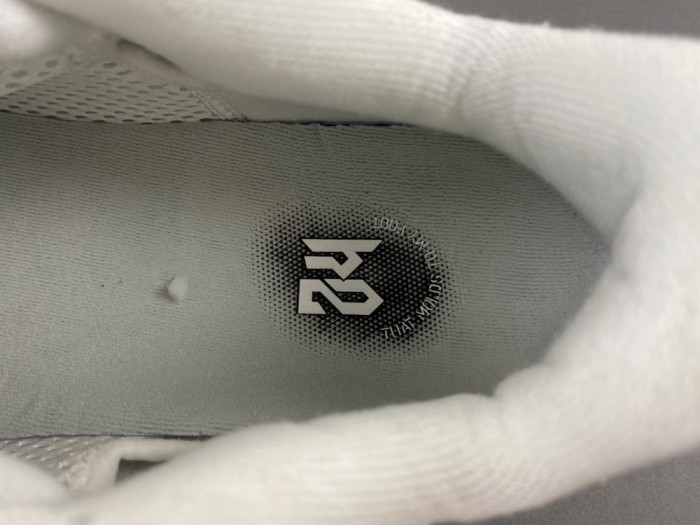 N*IKE Z*OOM K*OBE 6 “DARK KNIGHT” PE2023-101