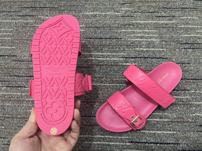 Women L*ouis V*uitton Top Quality Sandals