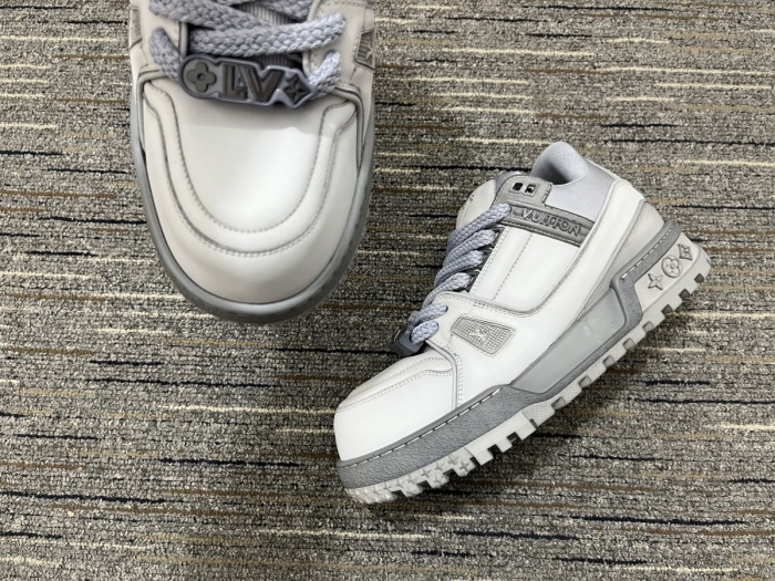 Men  L*ouis V*uitton Top Quality Sneakers