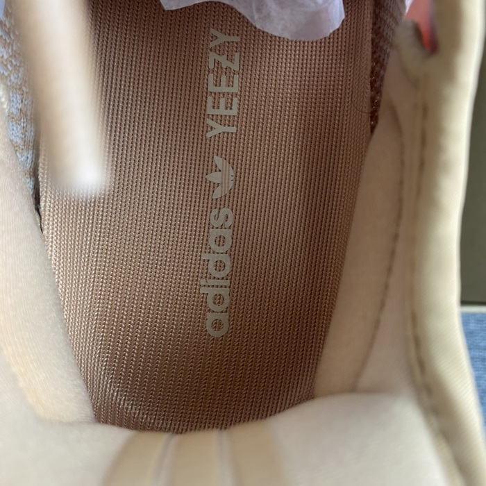 Yeezy Boost 350 V2  EG7490
