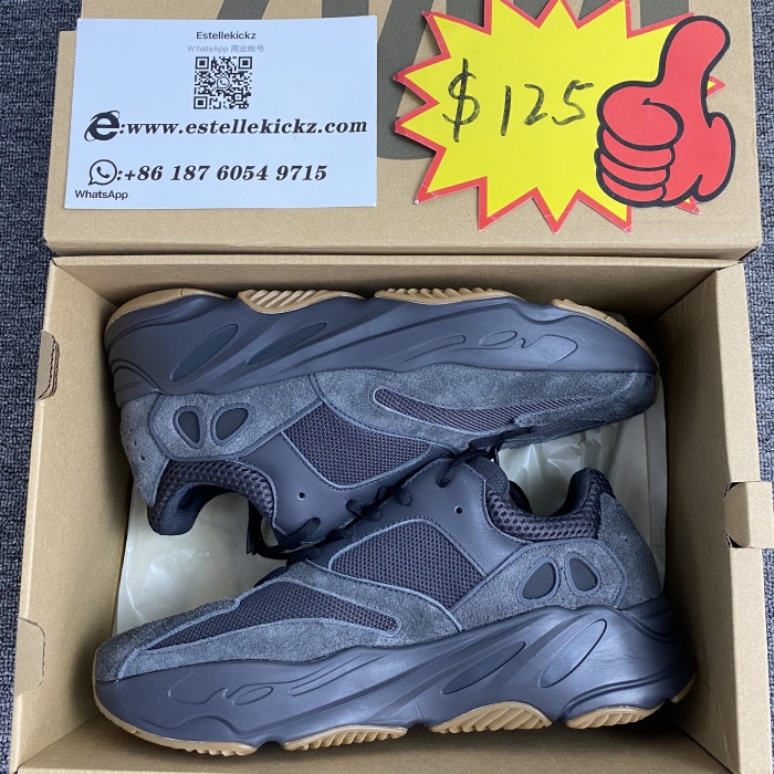 Yeezy Boost 700 Utility Black FV5304