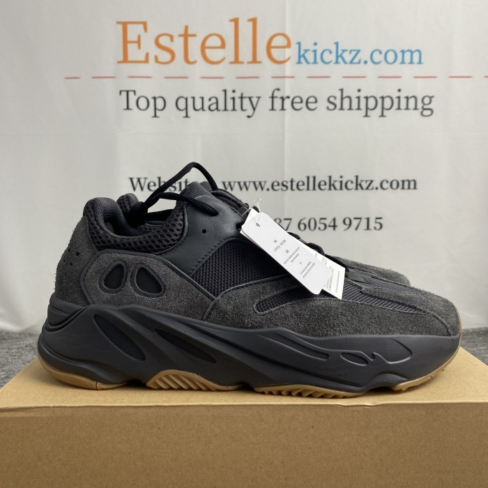 Yeezy Boost 700 Utility Black FV5304