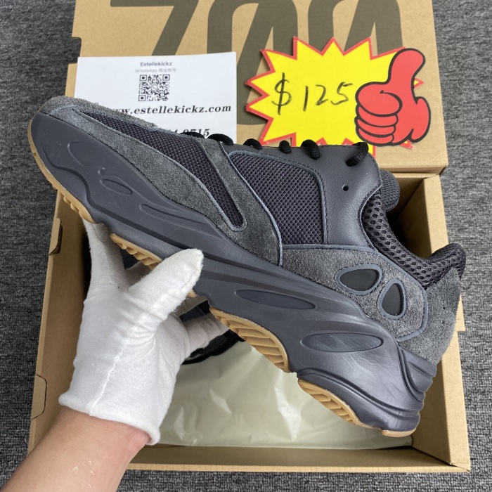 Yeezy Boost 700 Utility Black FV5304