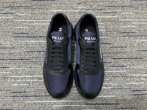 Men  P*rada Top Quality Sneakers