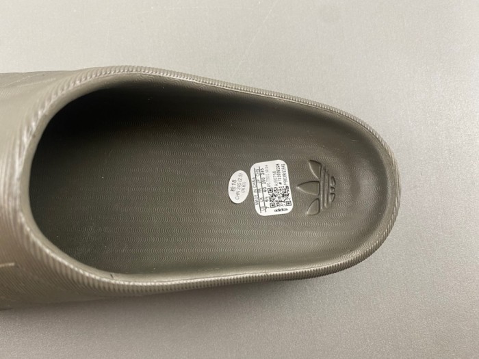 a*didas adiFOM S*uperstar Mule  IE0758