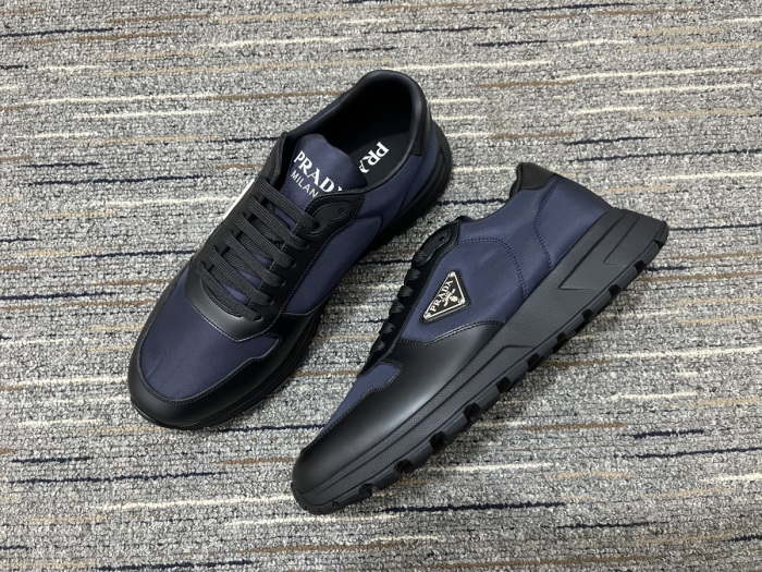Men  P*rada Top Quality Sneakers