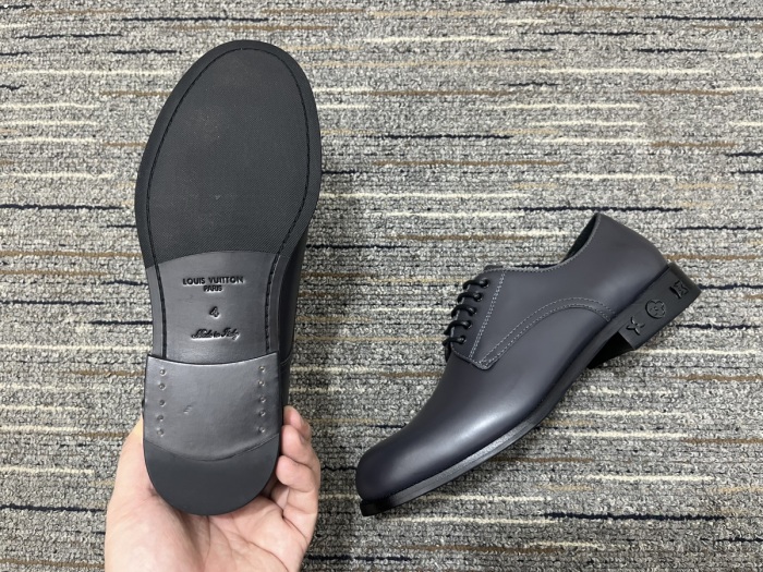 Men L*ouis V*uitton Top Loafer