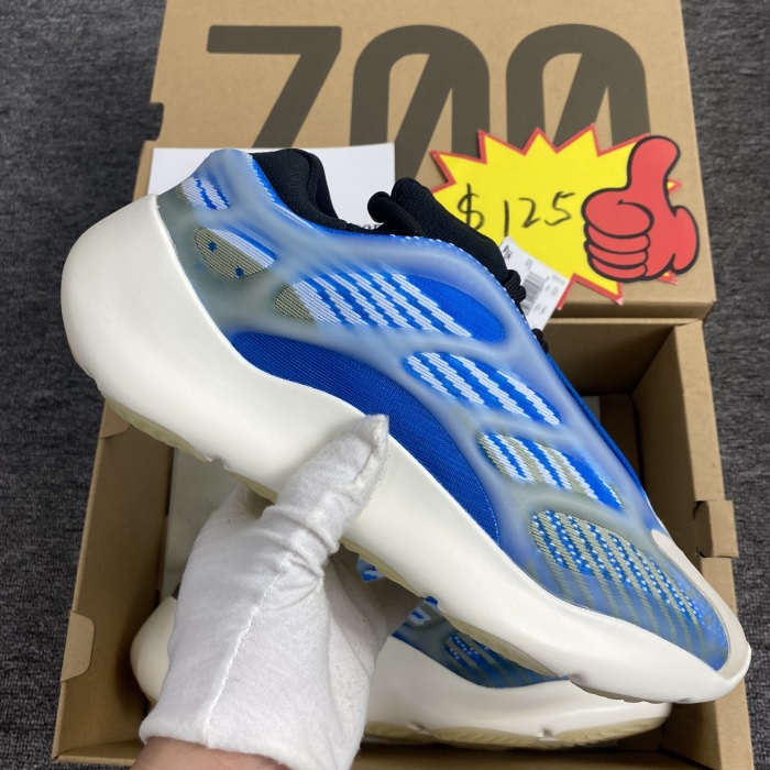 Yeezy Boost 700 V3 Azareth G54850