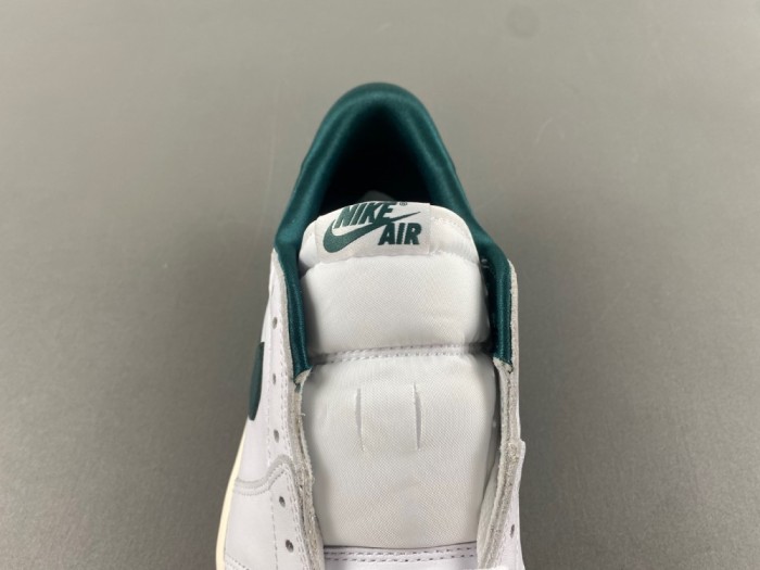 A*ir Jor*dan 1 Low OG WMNS “Oxidized Green”  CZ0775-133