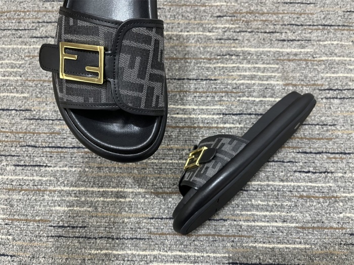 Women F*endi Top Sandals