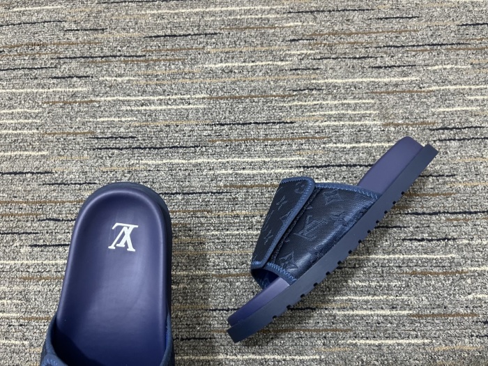 Men  L*ouis V*uitton Top Quality Sandals