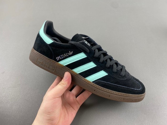 Men Women  ad*idas Handball Spezil  IH7491