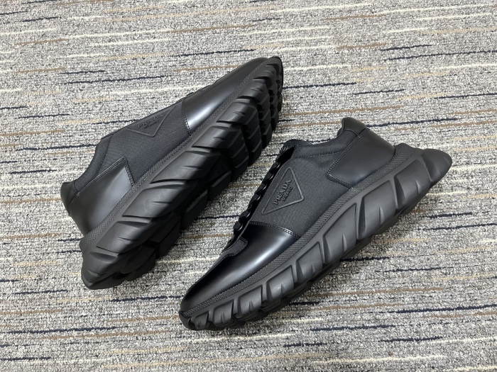 Women  P*rada Top Quality Sneakers