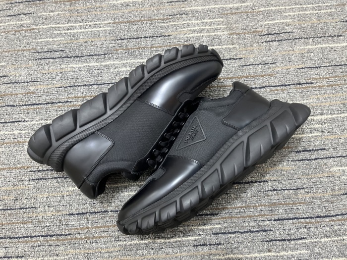 Women  P*rada Top Quality Sneakers