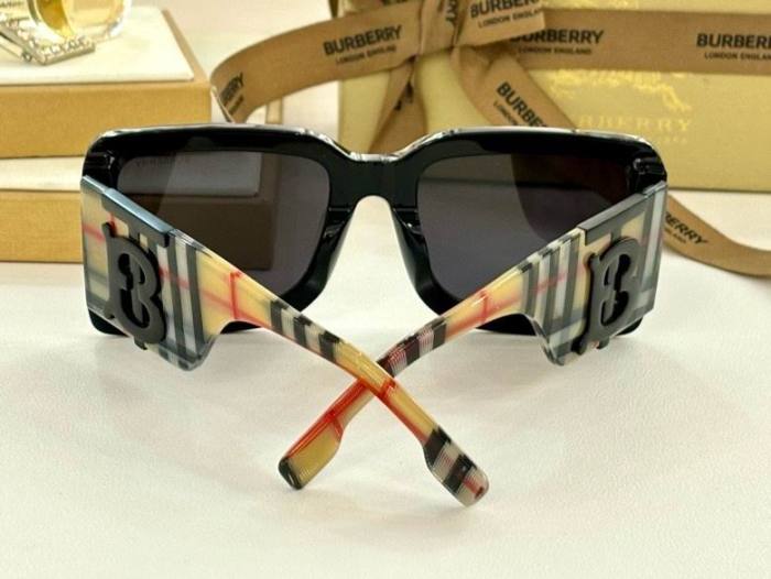 Top Quality B*URBERR Glasses