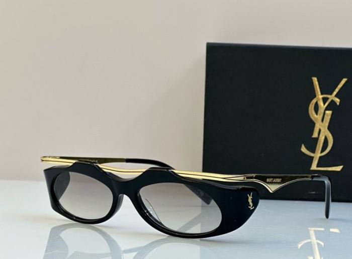 Y*SL Glasses Top