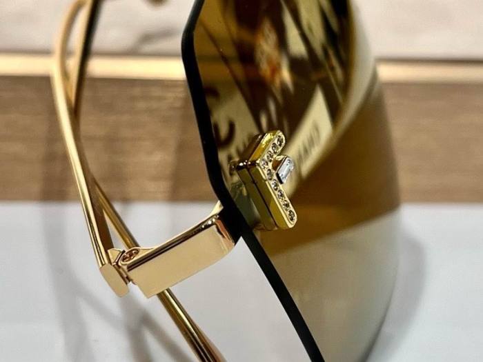 Top Quality F*endi Glasses