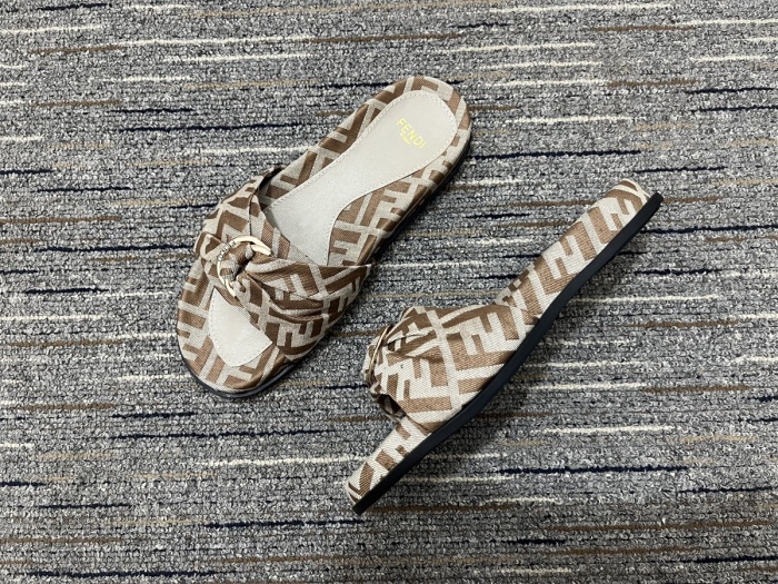 Women F*endi Top Sandals