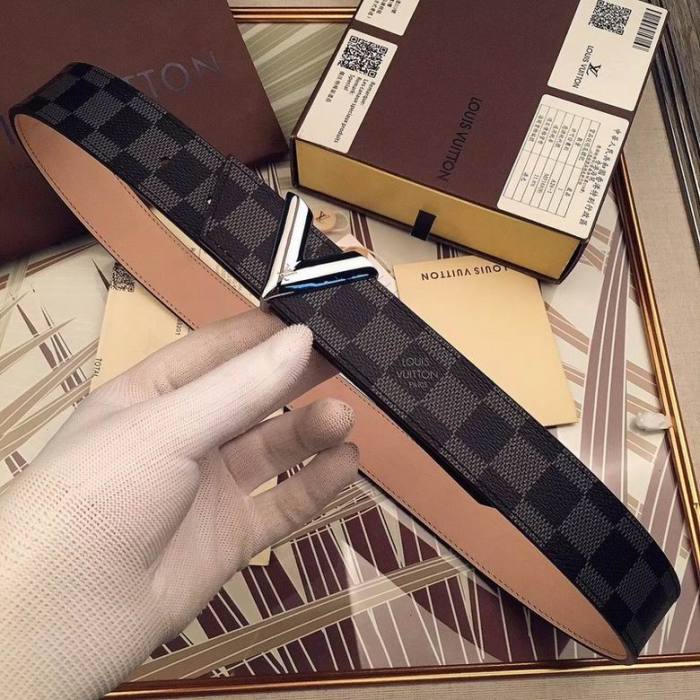 L*ouis V*uitton Belts Top Quality494