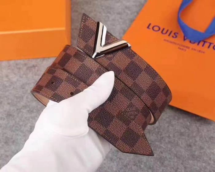 L*ouis V*uitton Belts Top Quality532