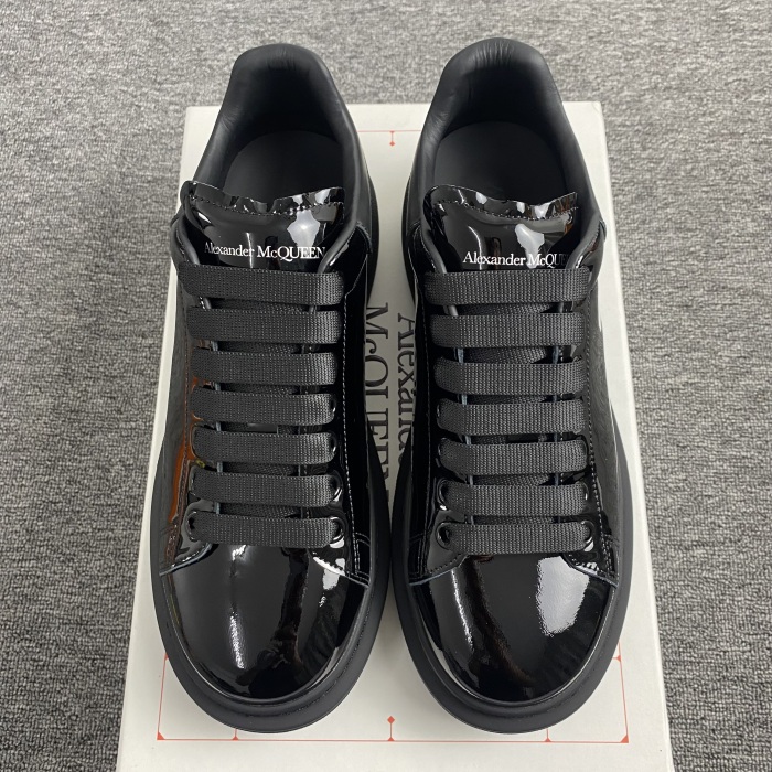 A*exander M*queen Sneaker