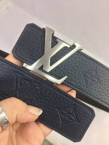 L*ouis V*uitton Belts Top Quality387