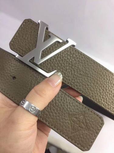 L*ouis V*uitton Belts Top Quality388
