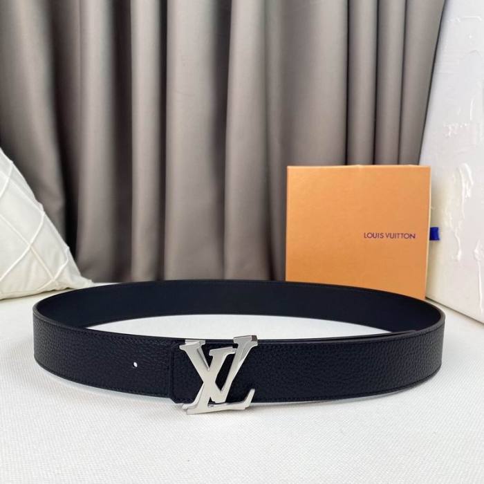 L*ouis V*uitton Belts Top Quality412