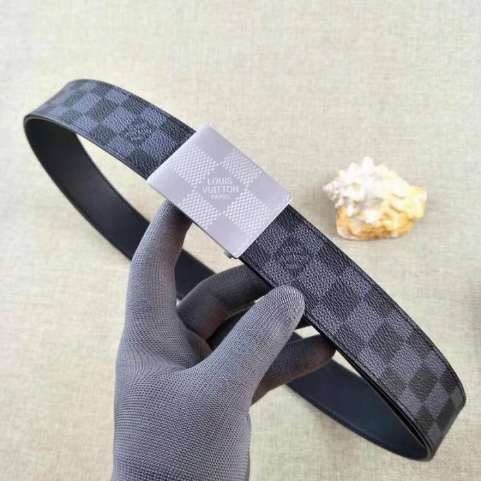 L*ouis V*uitton Belts Top Quality404