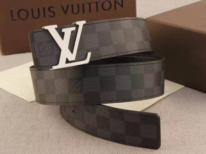 L*ouis V*uitton Belts Top Quality421