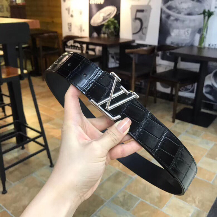L*ouis V*uitton Belts Top Quality410