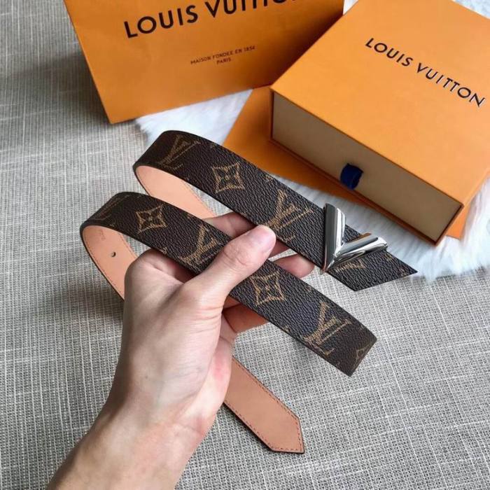 L*ouis V*uitton Belts Top Quality024