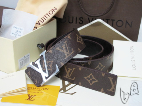 L*ouis V*uitton Belts Top Quality138