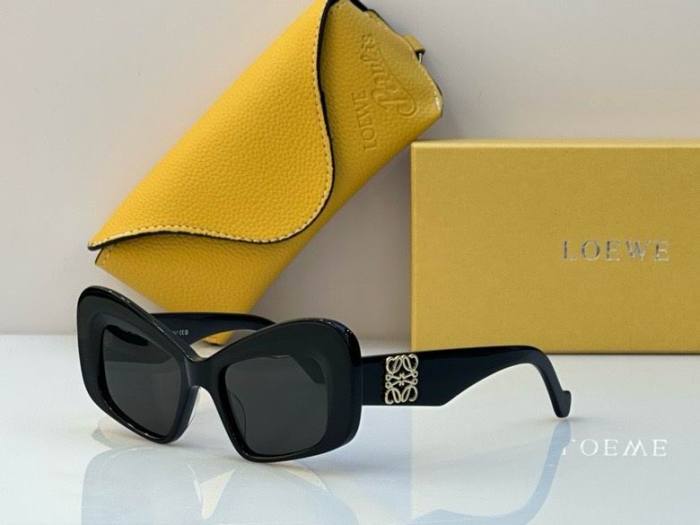 L*OEWE Glasses Top